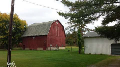 6721 Oak Road Vassar, MI 48768 - Photo 4 of 17 20375924-3.JPG