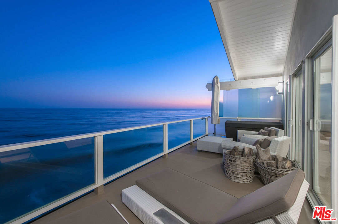 31640 Sea Level Drive Malibu, CA 90265 - Photo 20 of 41 a view of living room with furniture
