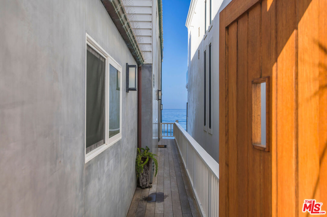 31640 Sea Level Drive Malibu, CA 90265 - Photo 31 of 41 a view of balcony and door
