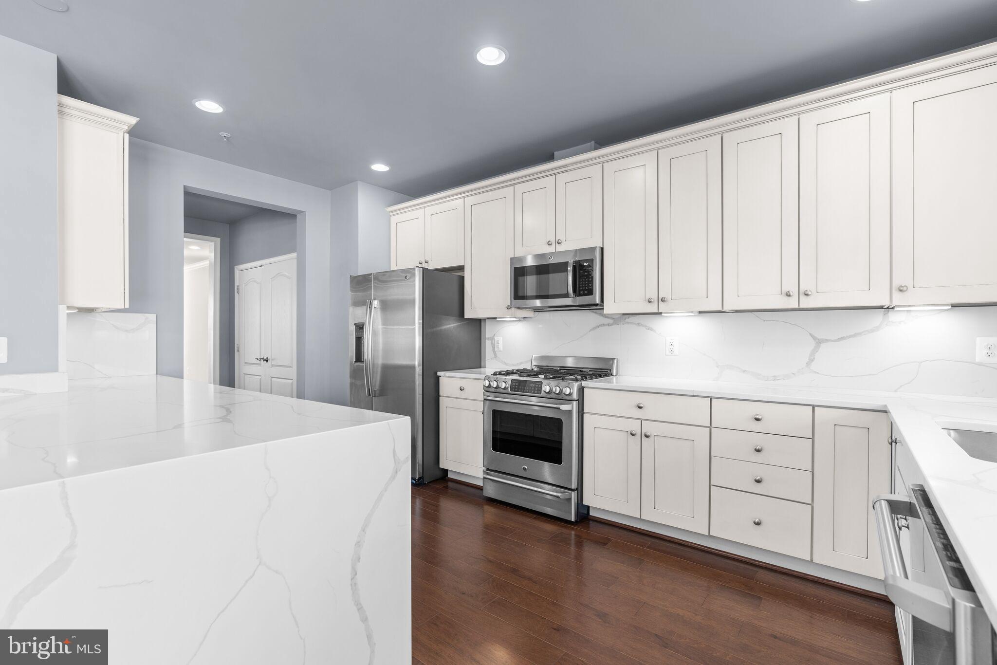 11201 Chase Street, Unit 60 Fulton, MD 20759 - Photo 3 of 40 Kitchen