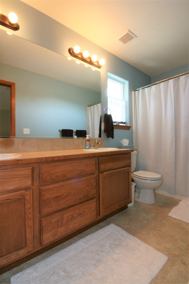 711 East Silver Pine Road Colbert, WA 99005 - Photo 11 of 20