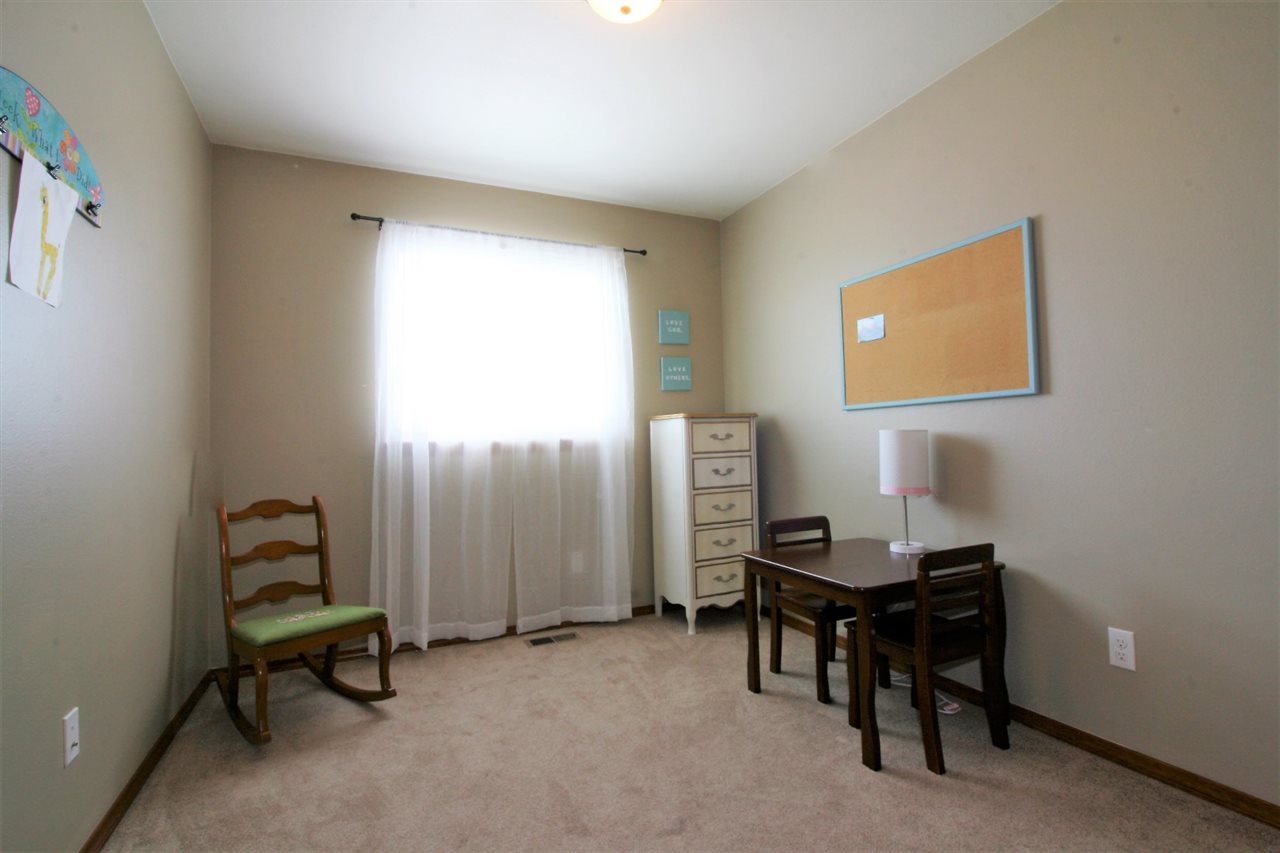 711 East Silver Pine Road Colbert, WA 99005 - Photo 15 of 20