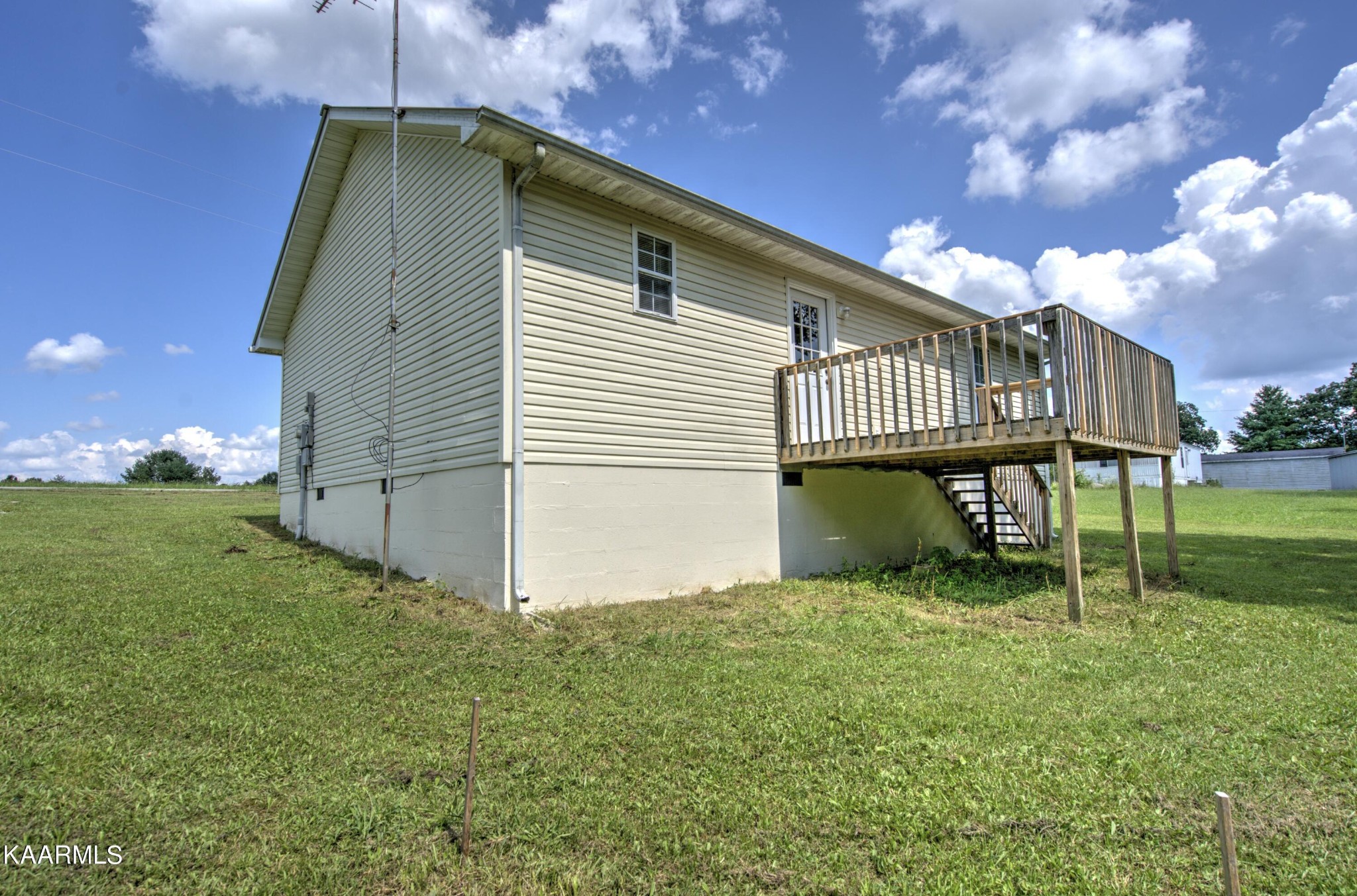 200 Craig Road Monterey, TN 38574 - Photo 3 of 18 Gallery Image 3