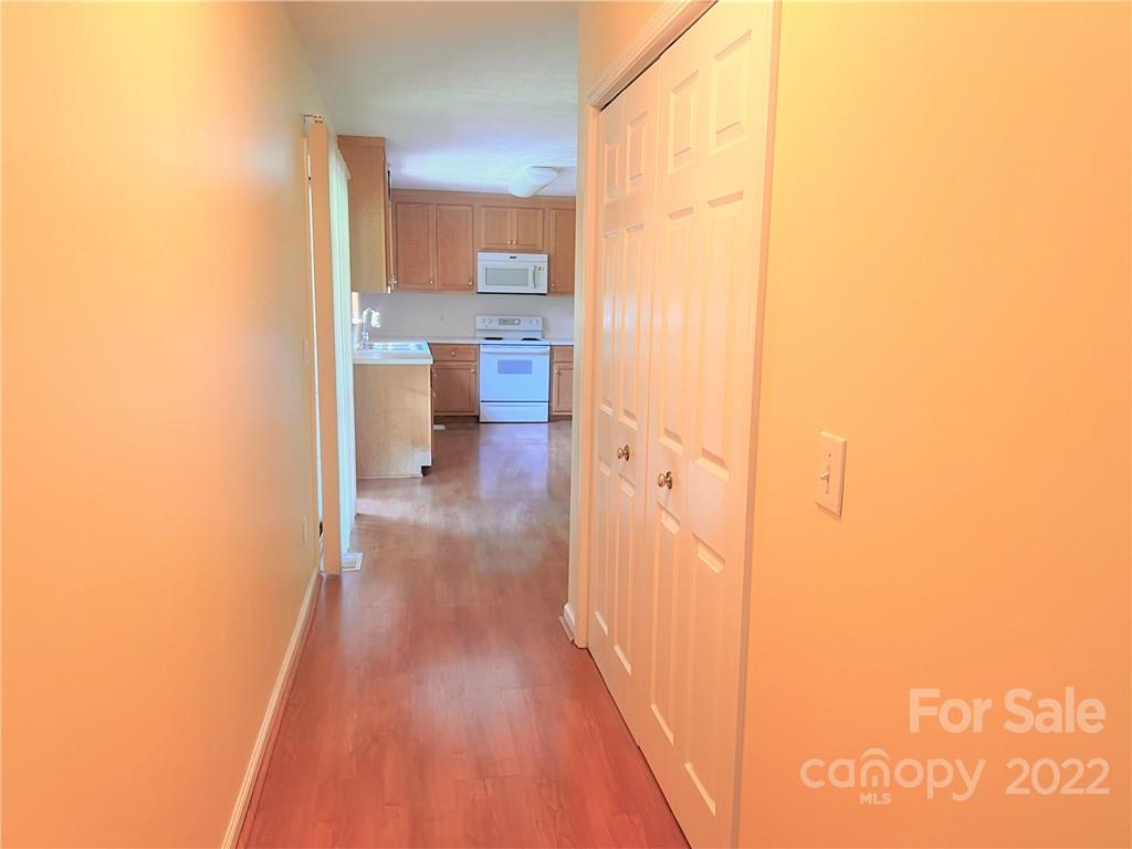 9 Hunters Ridge Court Granite Falls, NC 28630 - Photo 11 of 24 Gallery Image 11