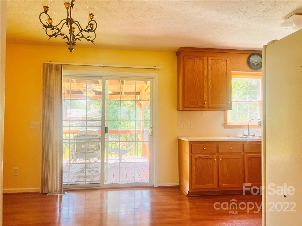 9 Hunters Ridge Court Granite Falls, NC 28630 - Photo 8 of 24 Gallery Image 8