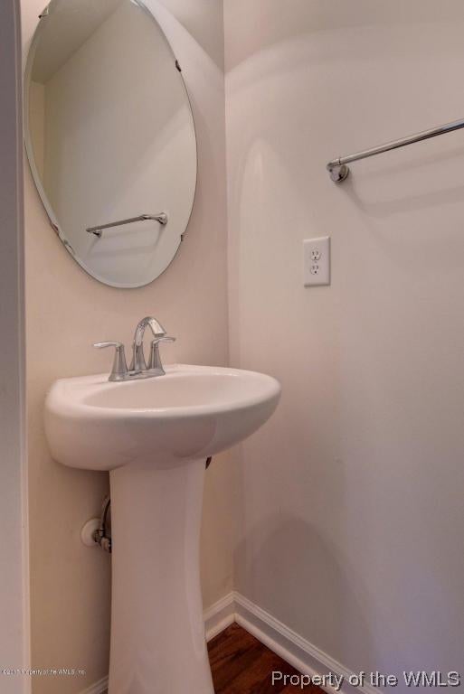 3524 Pine Ridge Road Toano, VA 23168 - Photo 14 of 30 3524 Pine Ridge Rd ~ 12 guest bath