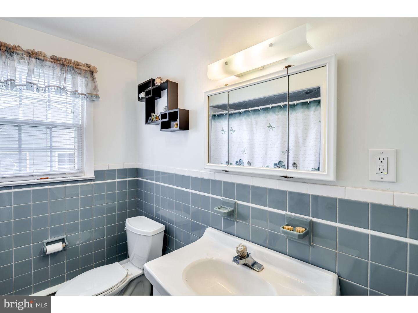5 Warwick Road Stratford, NJ 08084 - Photo 14 of 19