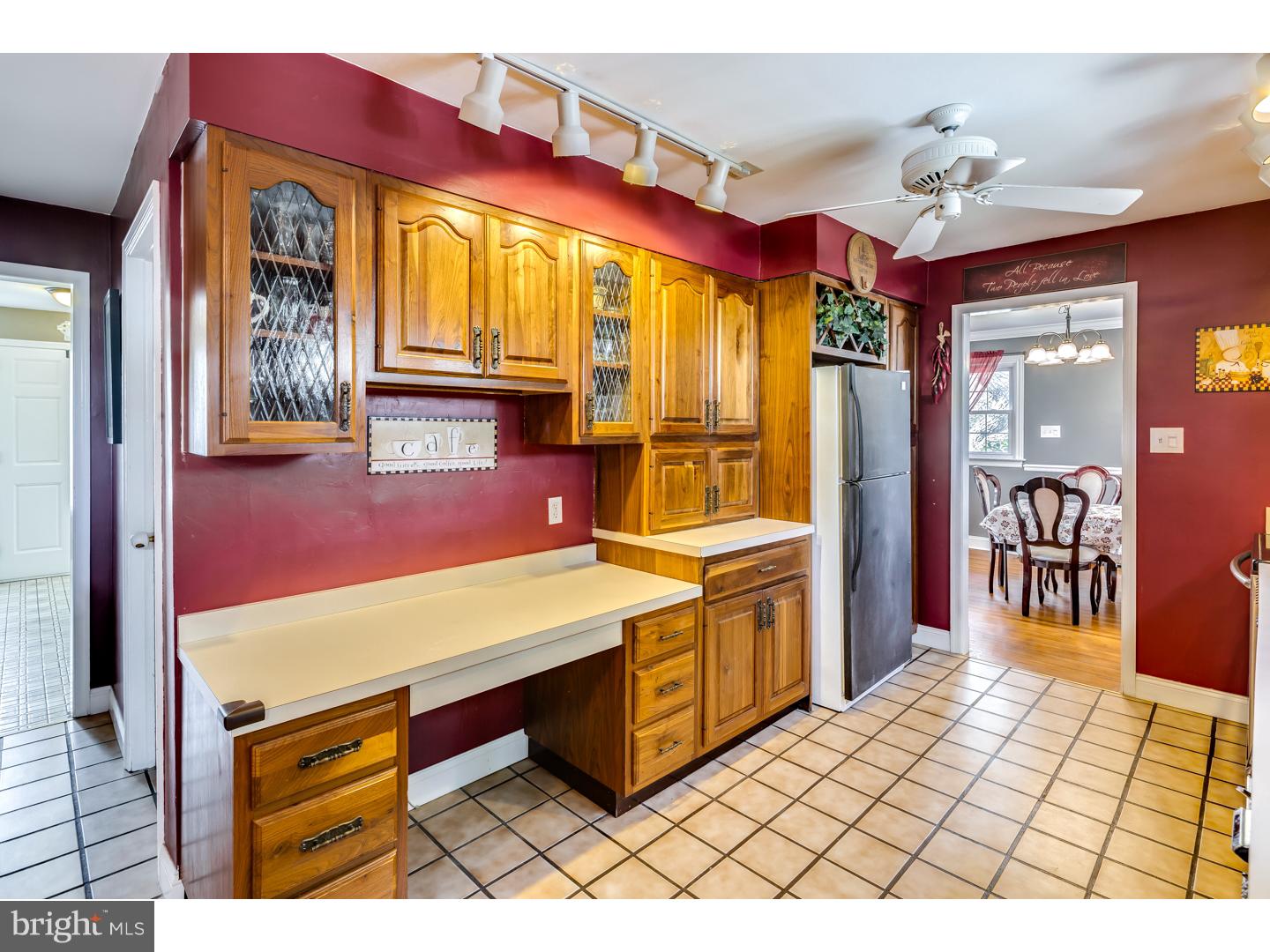 5 Warwick Road Stratford, NJ 08084 - Photo 8 of 19