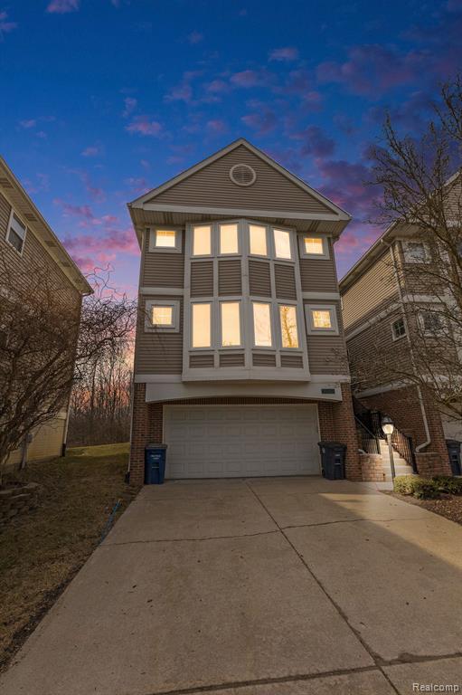 1740 South Maple Road Ann Arbor, MI 48103 - Photo 2 of 34