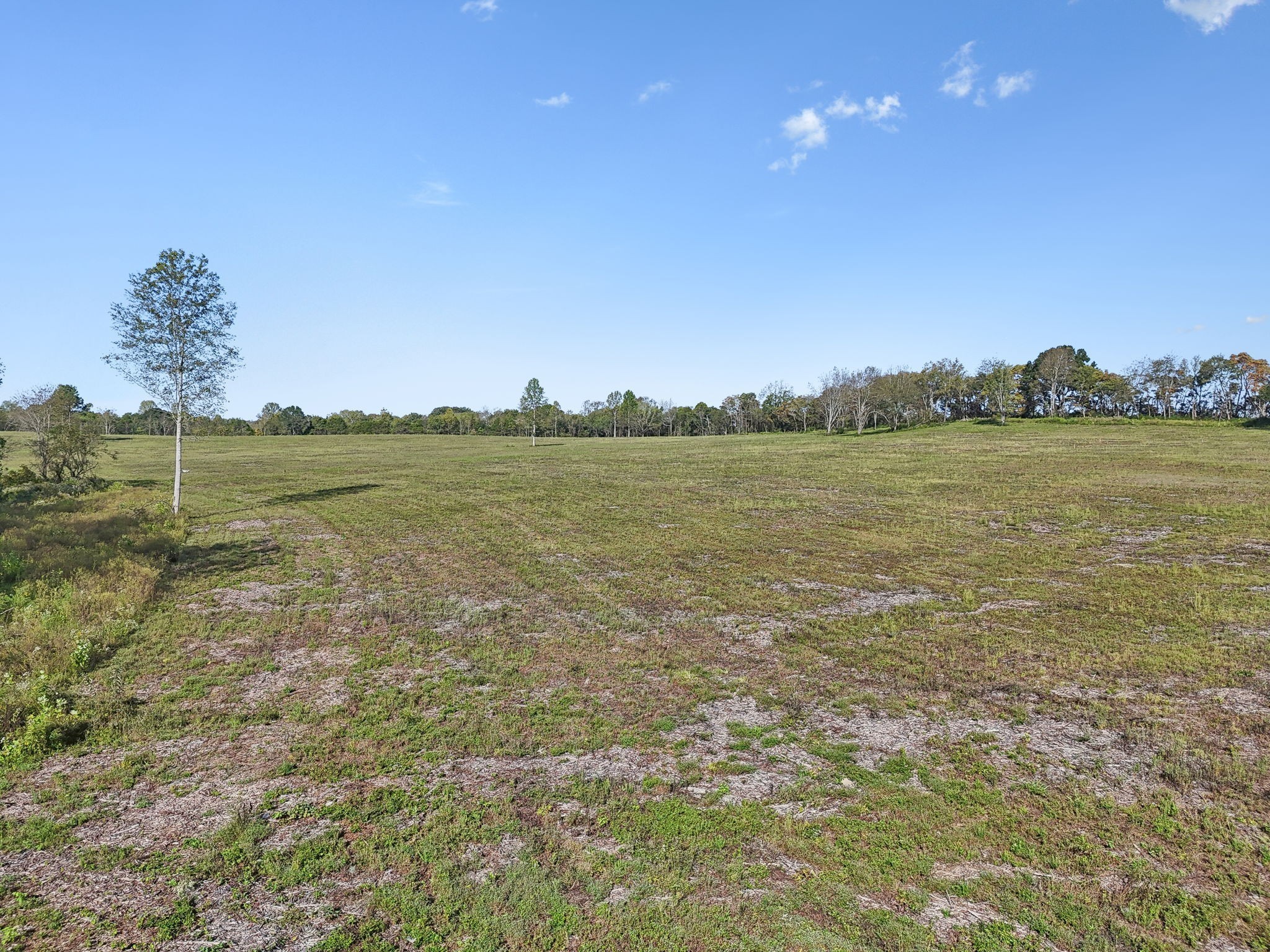 1 7 Springs Road Smithville, TN 37166 - Photo 7 of 19 a view of an ocean from a houses