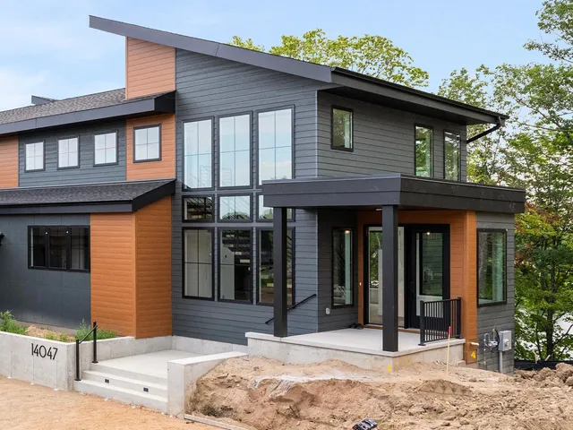 $1,750,000 | 223 Old Wildwood Road, Mahtomedi, MN 55115