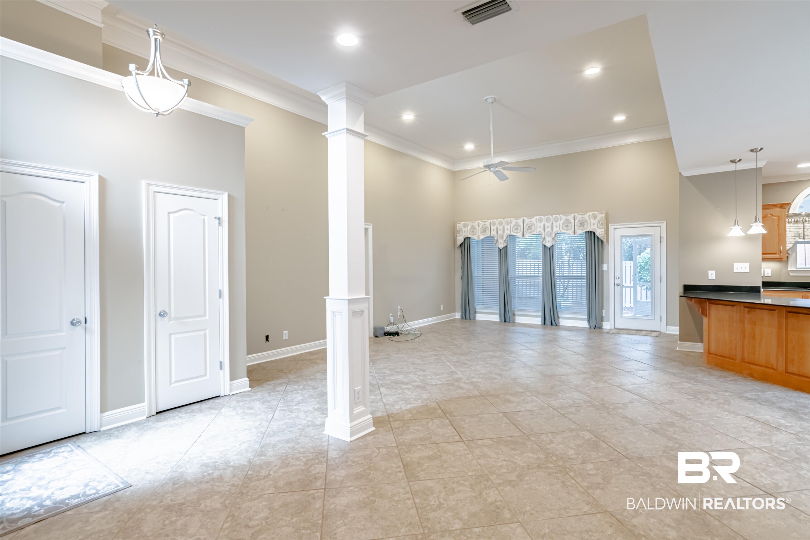 7010 Muirfield Court Mobile, AL 36618 - Photo 6 of 33