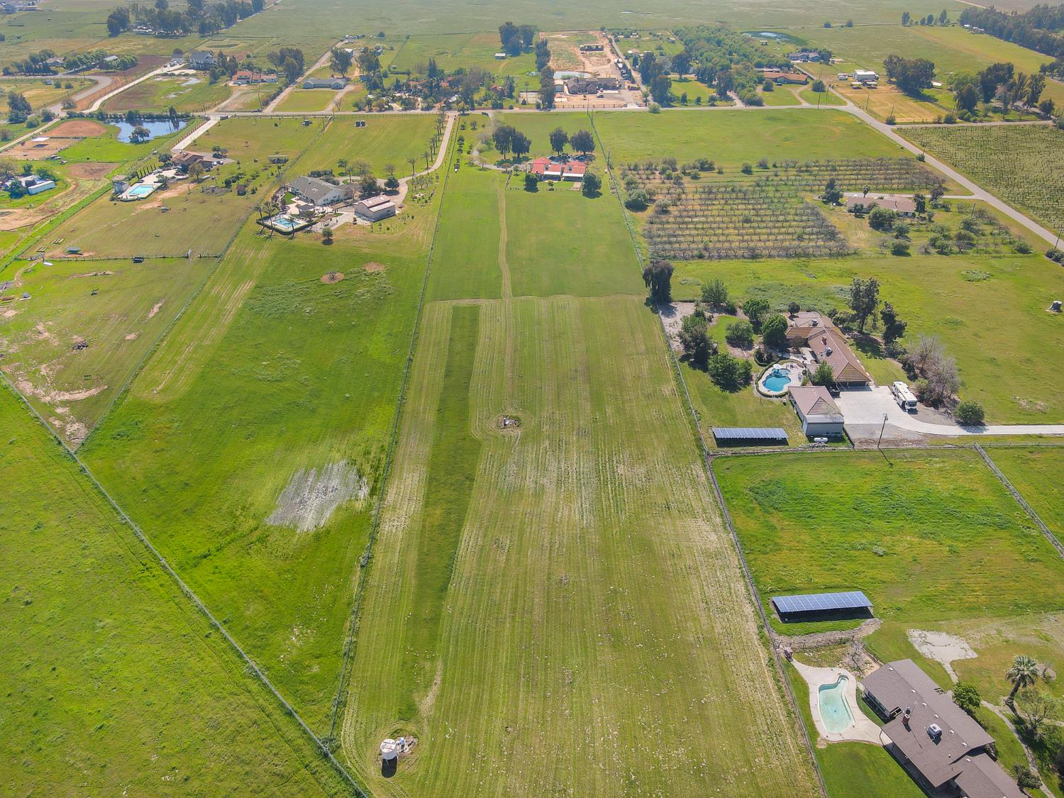 4776 Stetson Road Clovis, CA 93619 - Photo 49 of 49 an aerial view of a residential houses with outdoor space