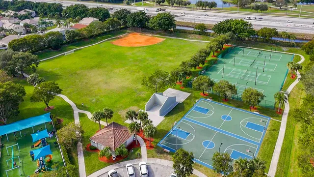 $550,000 | 6595 Waverly Lane, Lake Worth, FL 33467