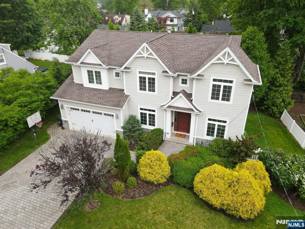 15 Woodland Road Cresskill, NJ 07626 - Photo 1 of 34