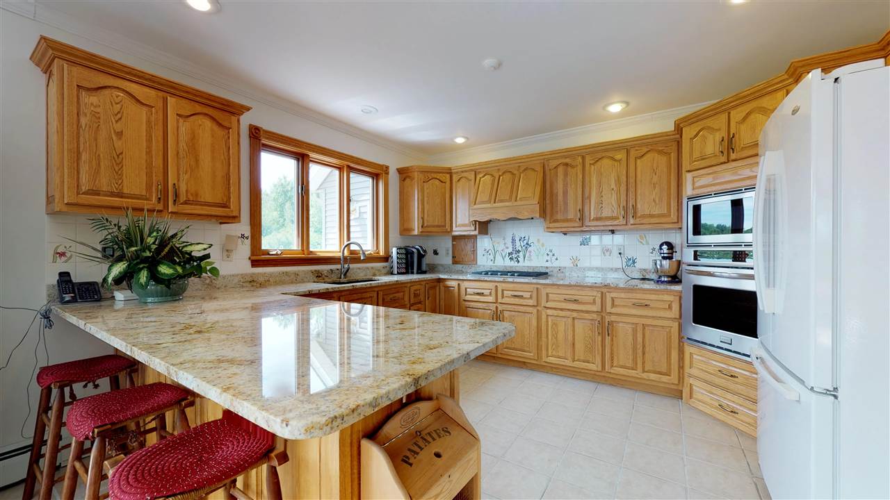 270 McNall Road Fairfax, VT 05454 - Photo 3 of 33 Gallery Image 3