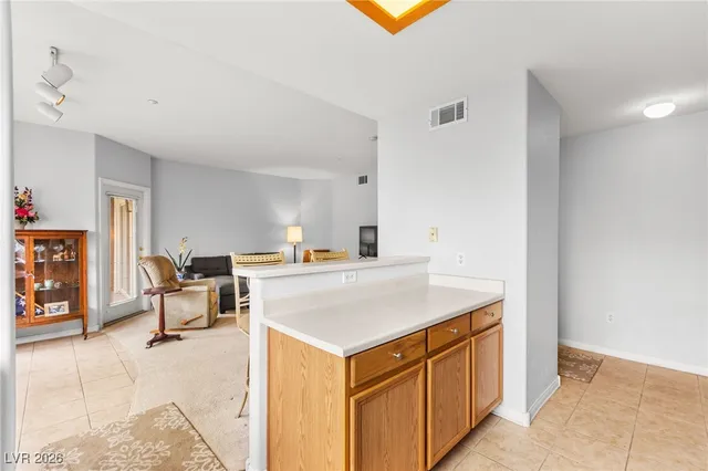 $315,000 | 830 Carnegie Street, Unit 623, Henderson, NV 89052