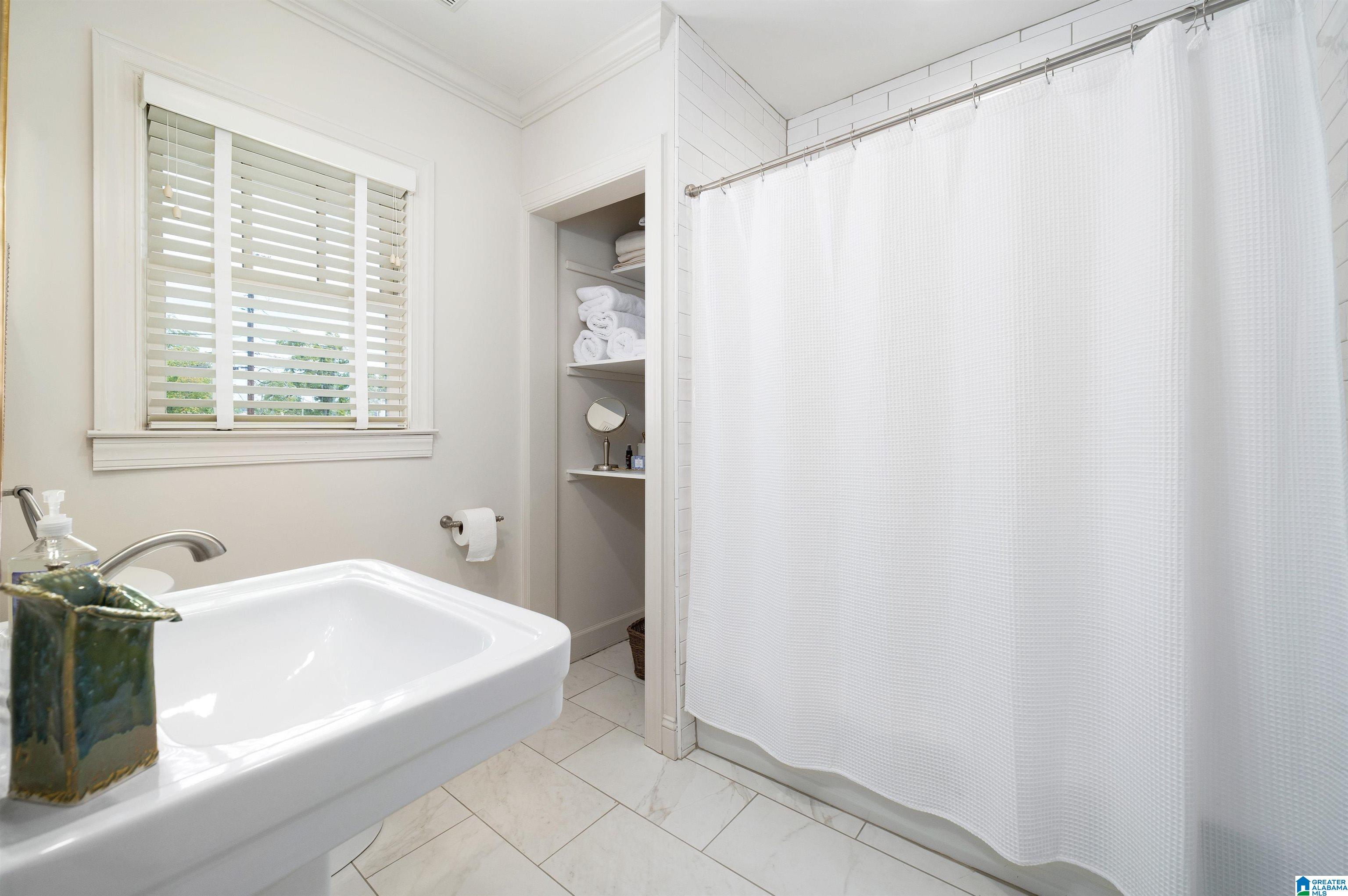 1844 Lancaster Road Birmingham, AL 35209 - Photo 28 of 45