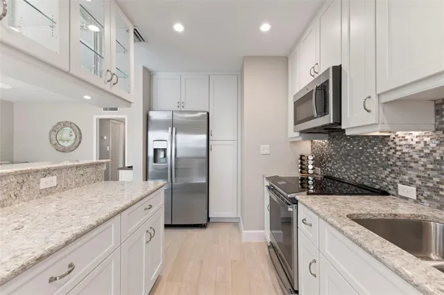 $665,000 | 137 Avenida Messina, Unit 1, Sarasota, FL 34242