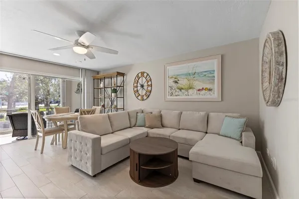 $665,000 | 137 Avenida Messina, Unit 1, Sarasota, FL 34242