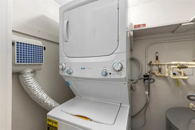 $665,000 | 137 Avenida Messina, Unit 1, Sarasota, FL 34242