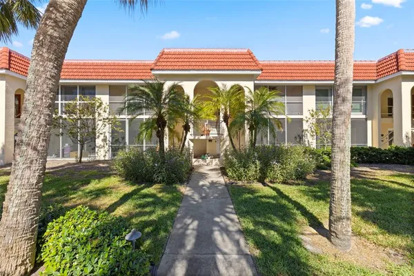 $665,000 | 137 Avenida Messina, Unit 1, Sarasota, FL 34242