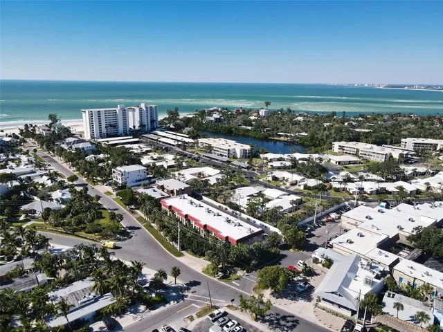 $665,000 | 137 Avenida Messina, Unit 1, Sarasota, FL 34242