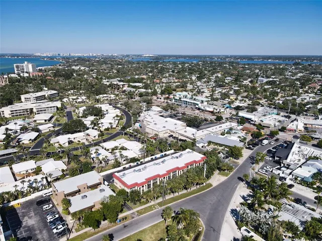 $665,000 | 137 Avenida Messina, Unit 1, Sarasota, FL 34242