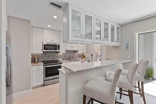 $665,000 | 137 Avenida Messina, Unit 1, Sarasota, FL 34242