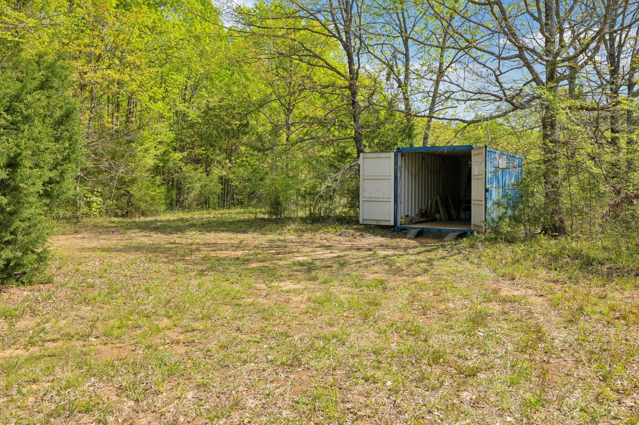 1716 South Berlin Road Lewisburg, TN 37091 - Photo 19 of 78 a view of a room with a tree