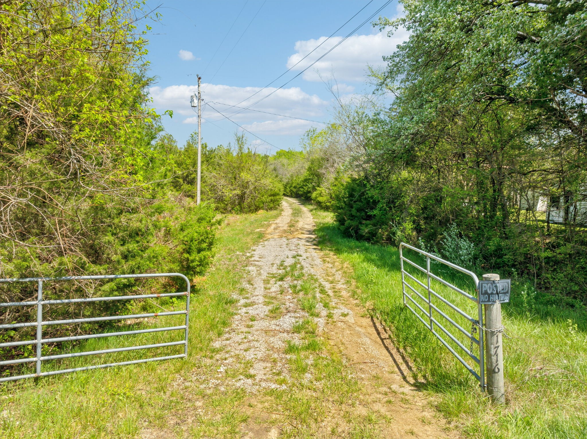 1716 South Berlin Road Lewisburg, TN 37091 - Photo 71 of 78 a view of an outdoor space and a yard