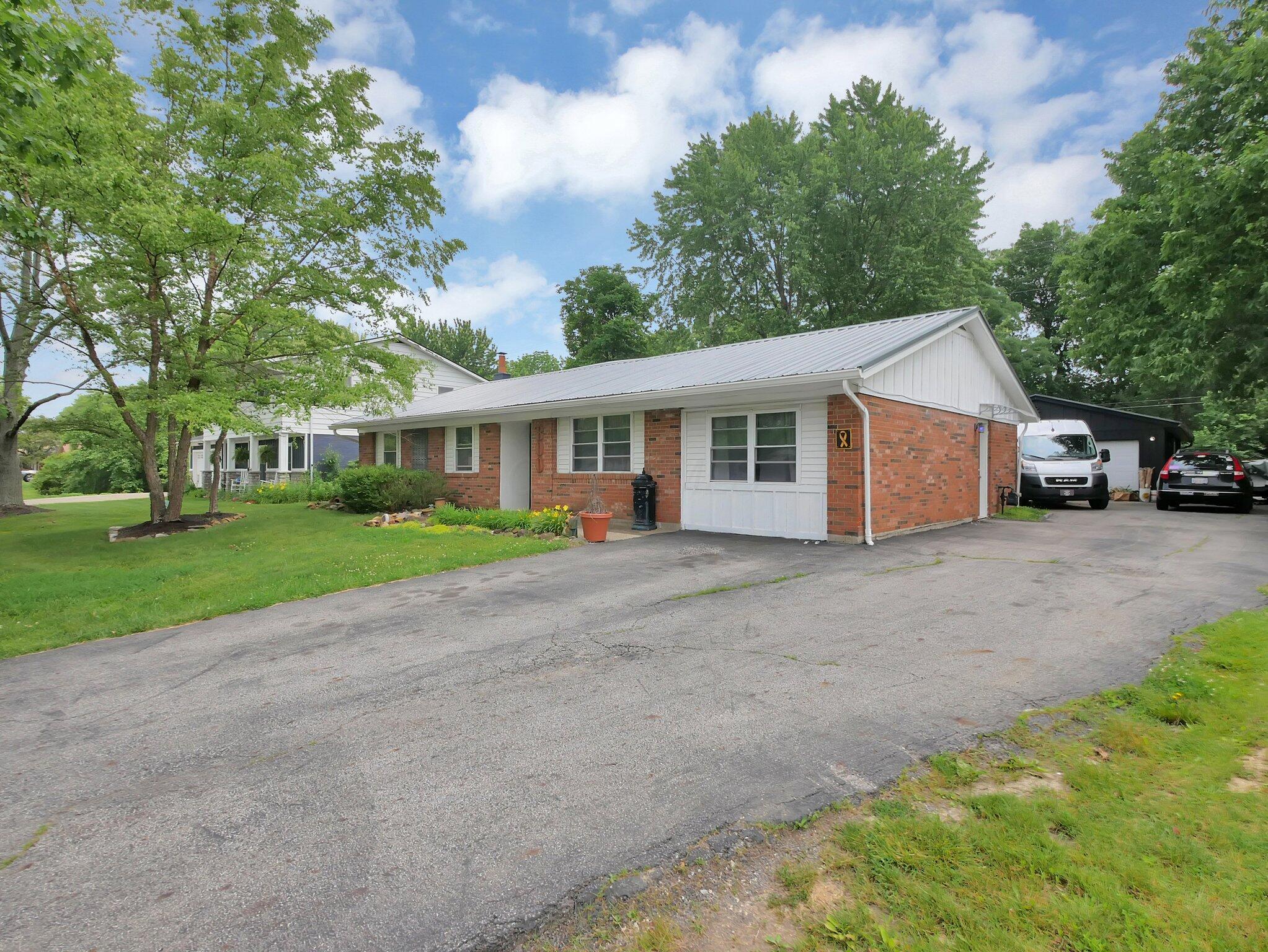 800 South Spring Road Westerville, OH 43081 - Photo 34 of 34 3-web-or-mls-800-s-spring-rd