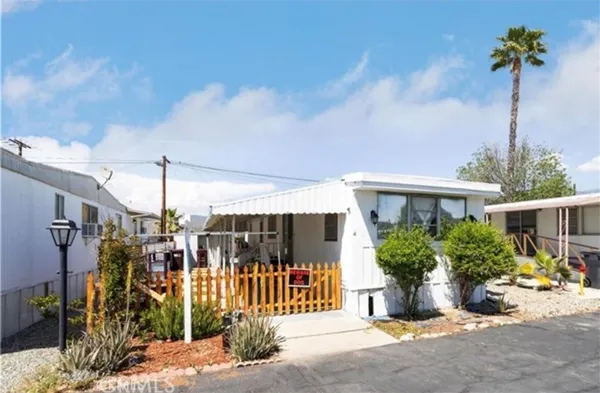 $49,500 | 25521 North Lincoln Avenue, Unit 4, Hemet, CA 92544