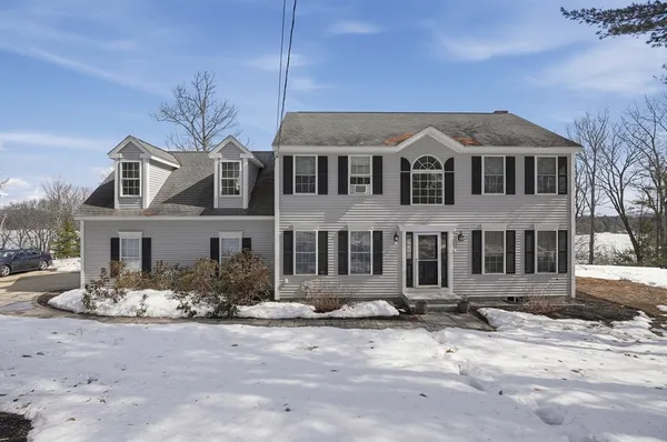 $575,000 | 12 Lake View Drive, Ashburnham, MA 01430