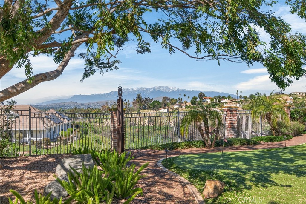 6872 Chartwell Drive Riverside, CA 92506 - Photo 68 of 77