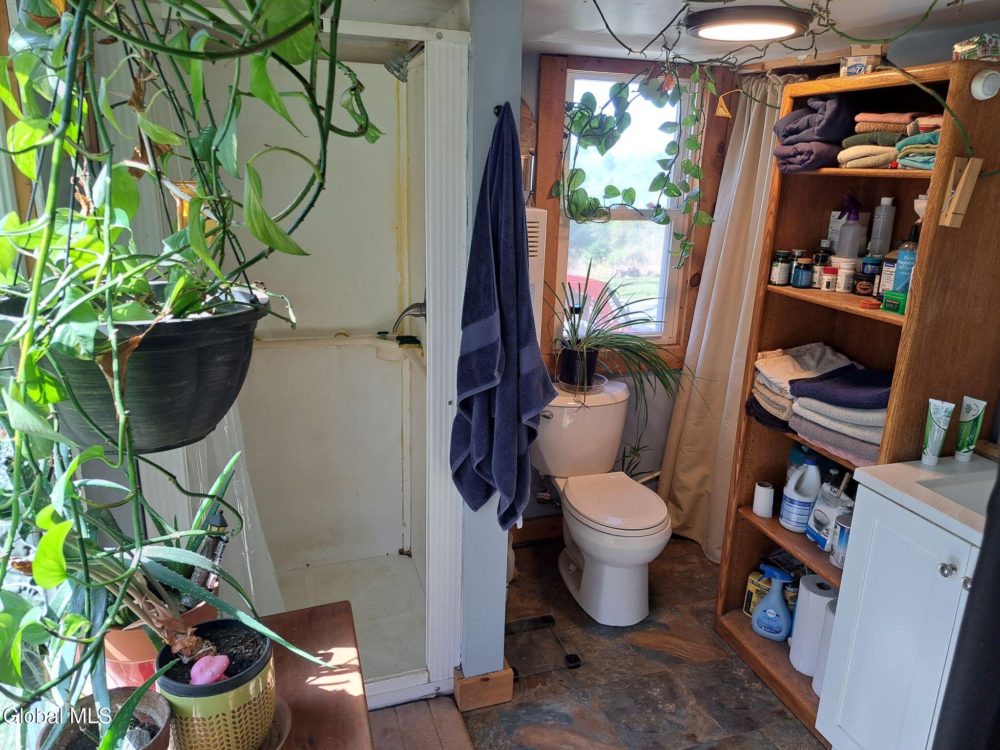 277 Breese Hollow Road Hoosick, NY 12089 - Photo 14 of 52 14 Full Bathroom