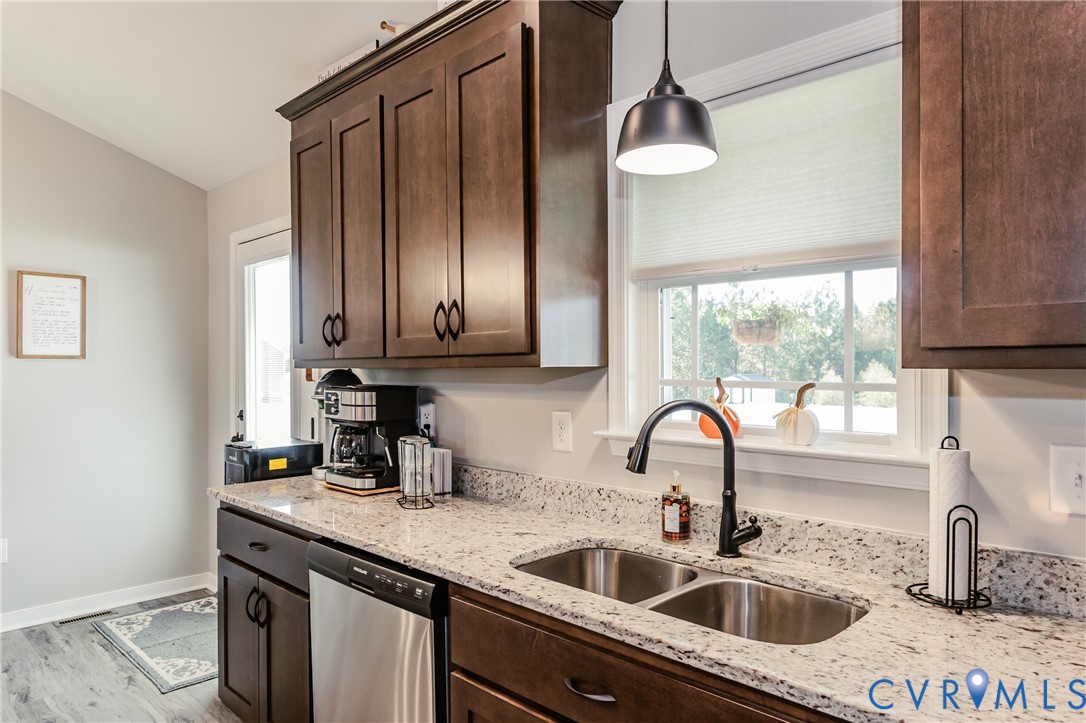 8518 Vaughan Road Petersburg, VA 23805 - Photo 17 of 45