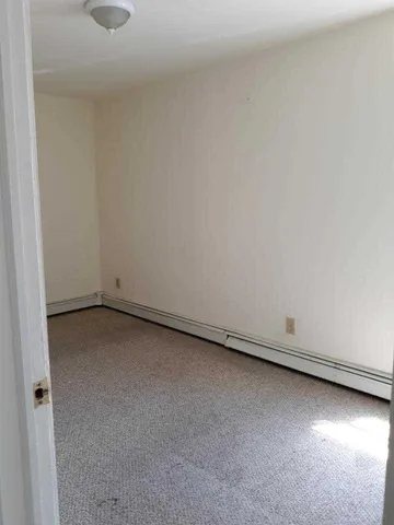 $2,350 | 21 Franklindale Avenue, Unit UPPR, Wappingers Falls, NY 12590
