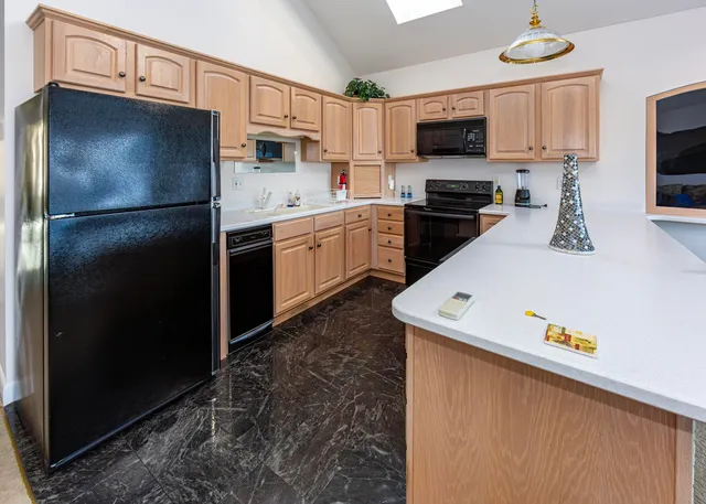 $1,500,000 | 117 Shore Road, Southwest Harbor, ME 04679