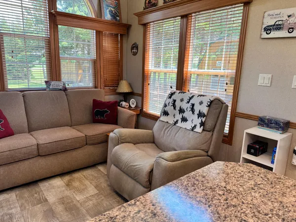 $149,000 | 215 Marshall Avenue, Henning, MN 56551