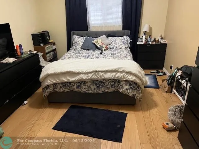 $210,000 | 9330 Lagoon Place, Unit 406, Davie, FL 33324