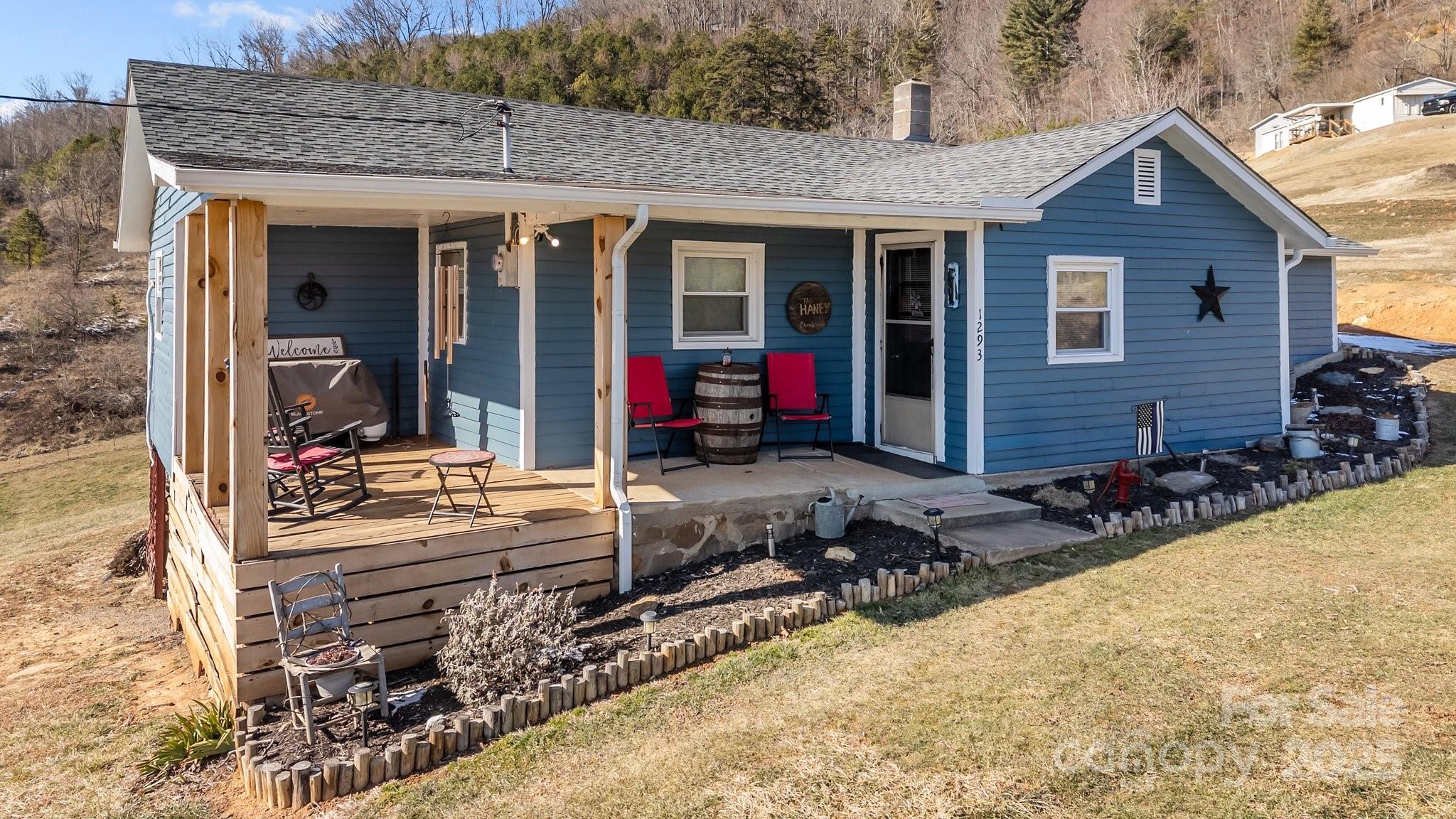 1293 Chambers Mountain Road Clyde, NC 28721 - Photo 1 of 27