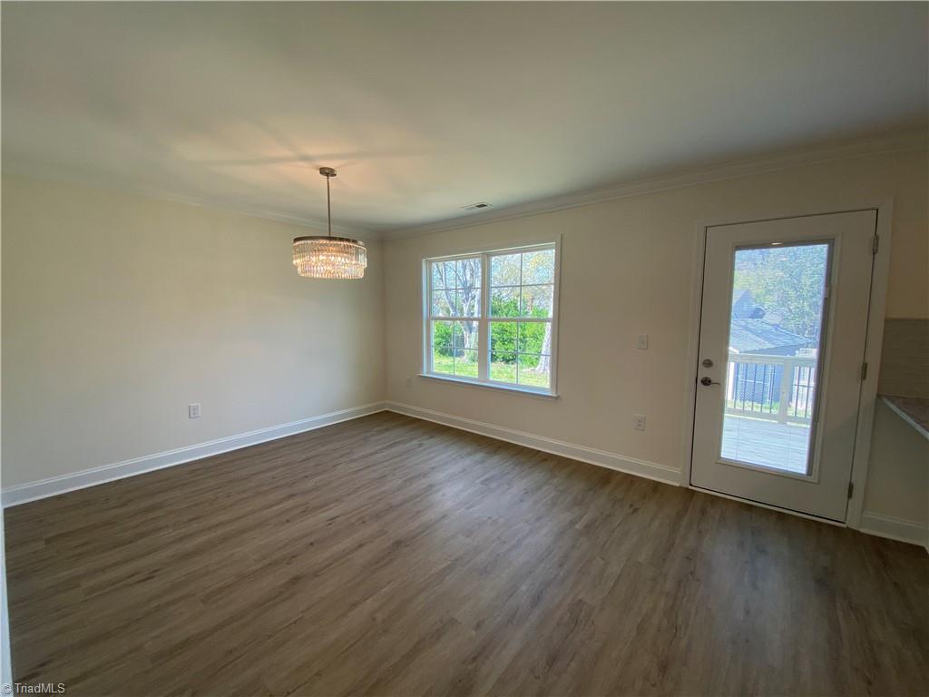 2320 Edgewood Drive High Point, NC 27262 - Photo 5 of 18