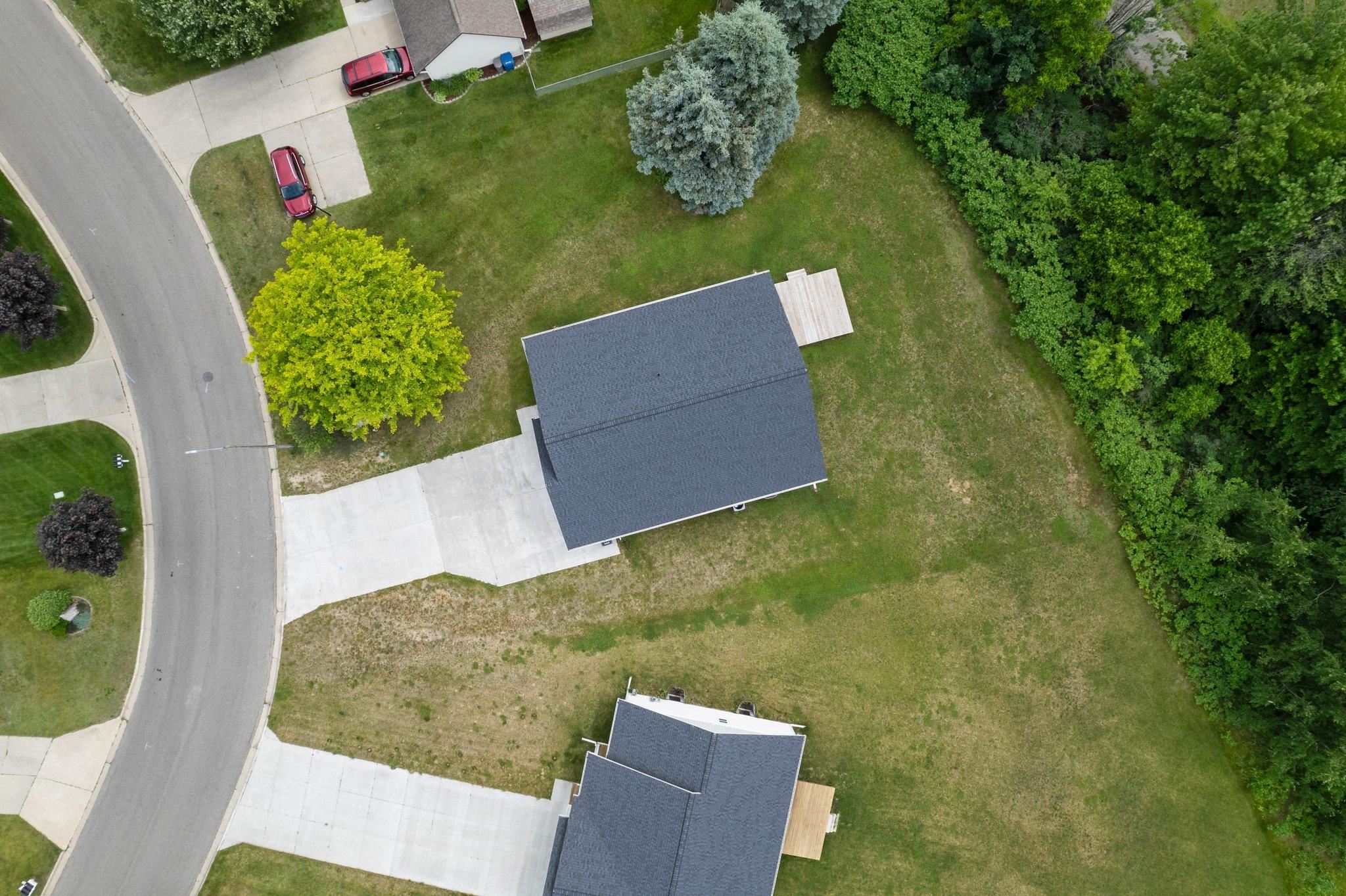863 Holly Road Cadillac, MI 49601 - Photo 11 of 67 1923757-c0f09e9e-ca87-4eb2-830a-8af42055a851.JPG