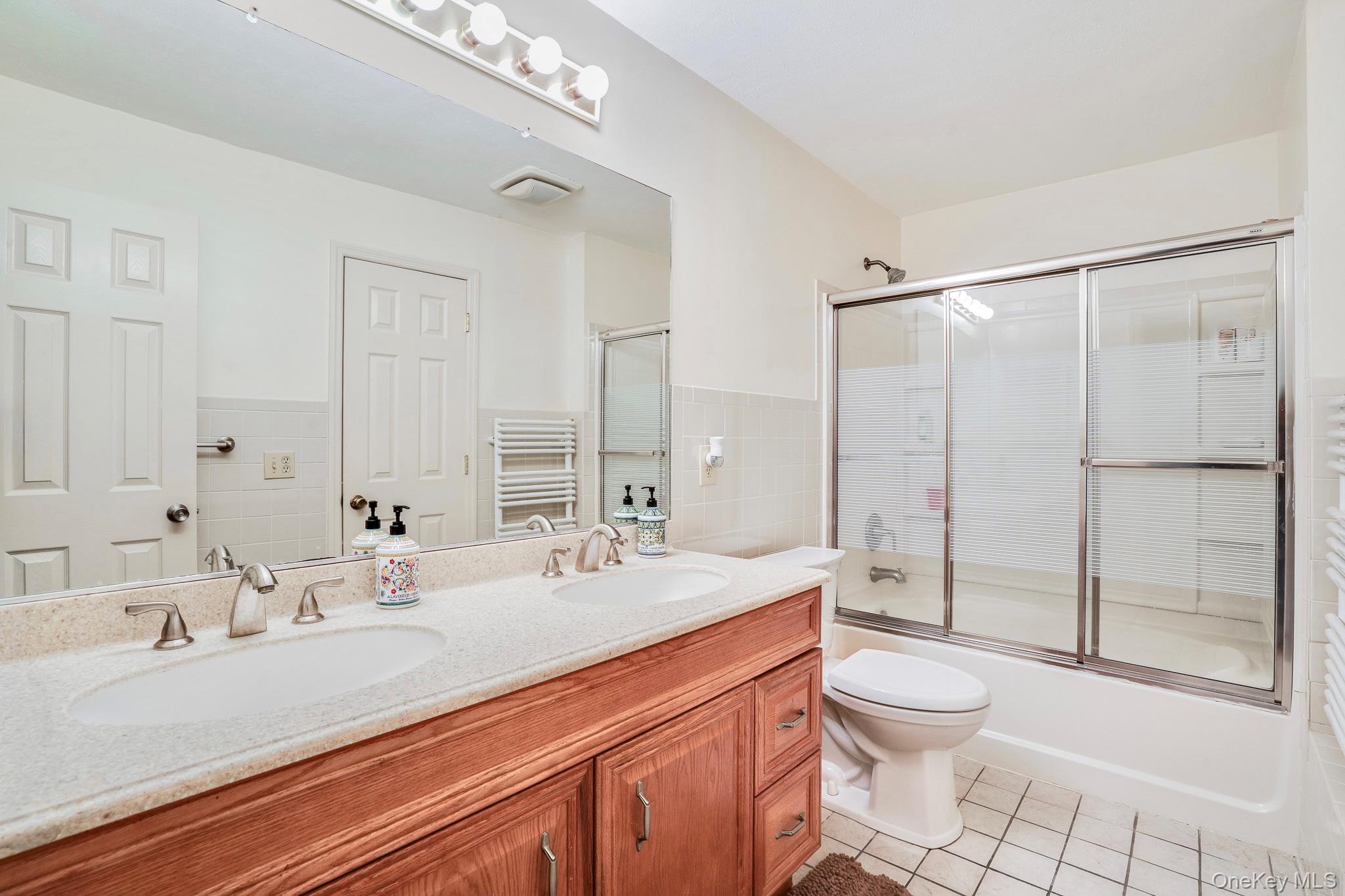 51 Sutton Park Road Poughkeepsie, NY 12603 - Photo 15 of 22