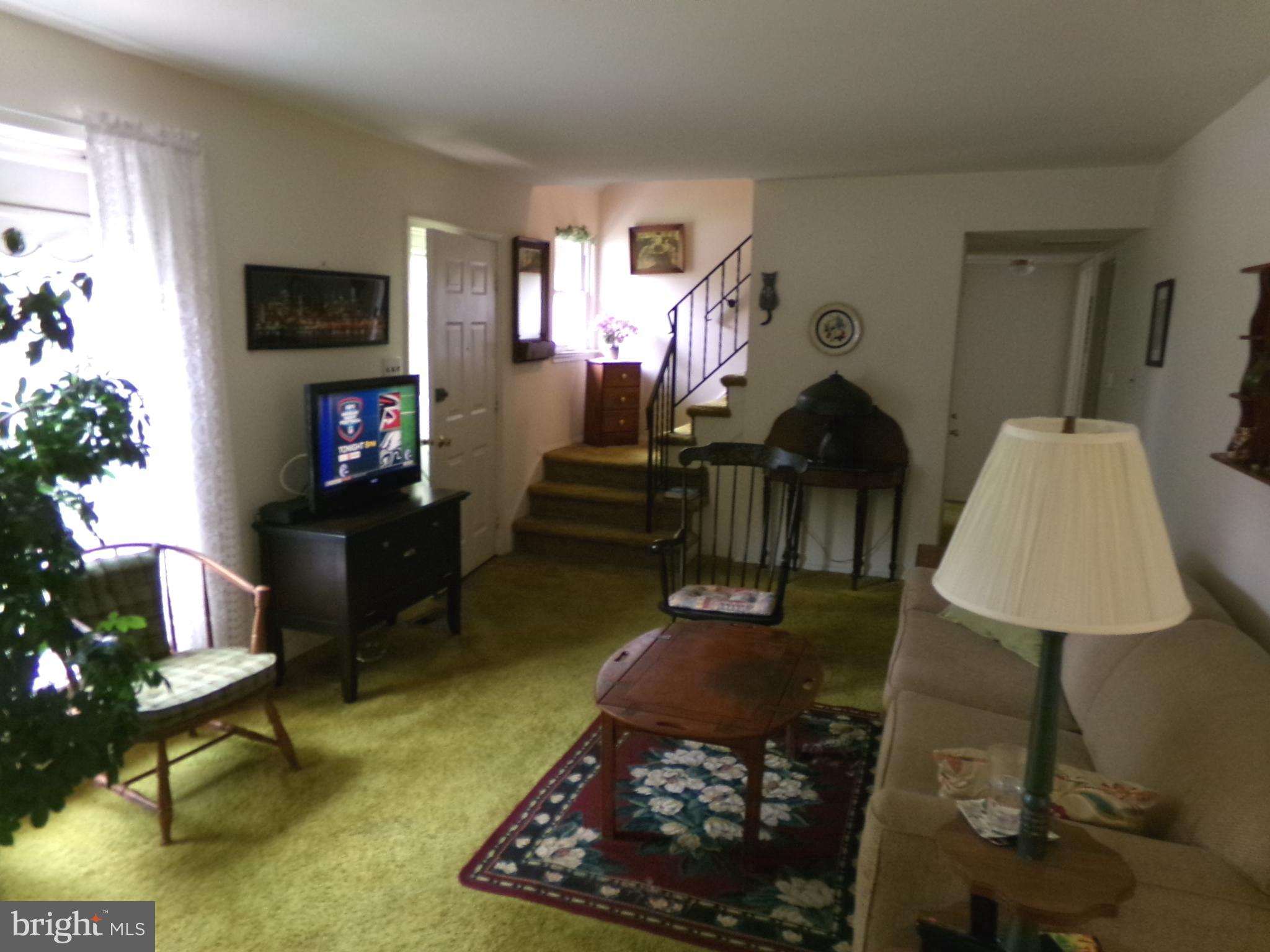 219 Paddock Way Delran, NJ 08075 - Photo 6 of 17