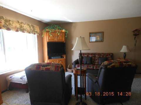 6166 Pinkerton Road Vassar, MI 48768 - Photo 10 of 26 20432820-9.JPG