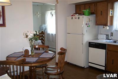 468 Mountain View Road Nazareth, PA 18064 - Photo 5 of 16 Bright Modern Kitchen w/Hardwood Floors!
