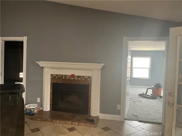 $2,800 | 11559 Low Chaparral Drive, Victorville, CA 92392
