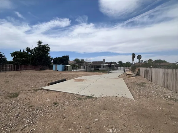 $2,800 | 11559 Low Chaparral Drive, Victorville, CA 92392